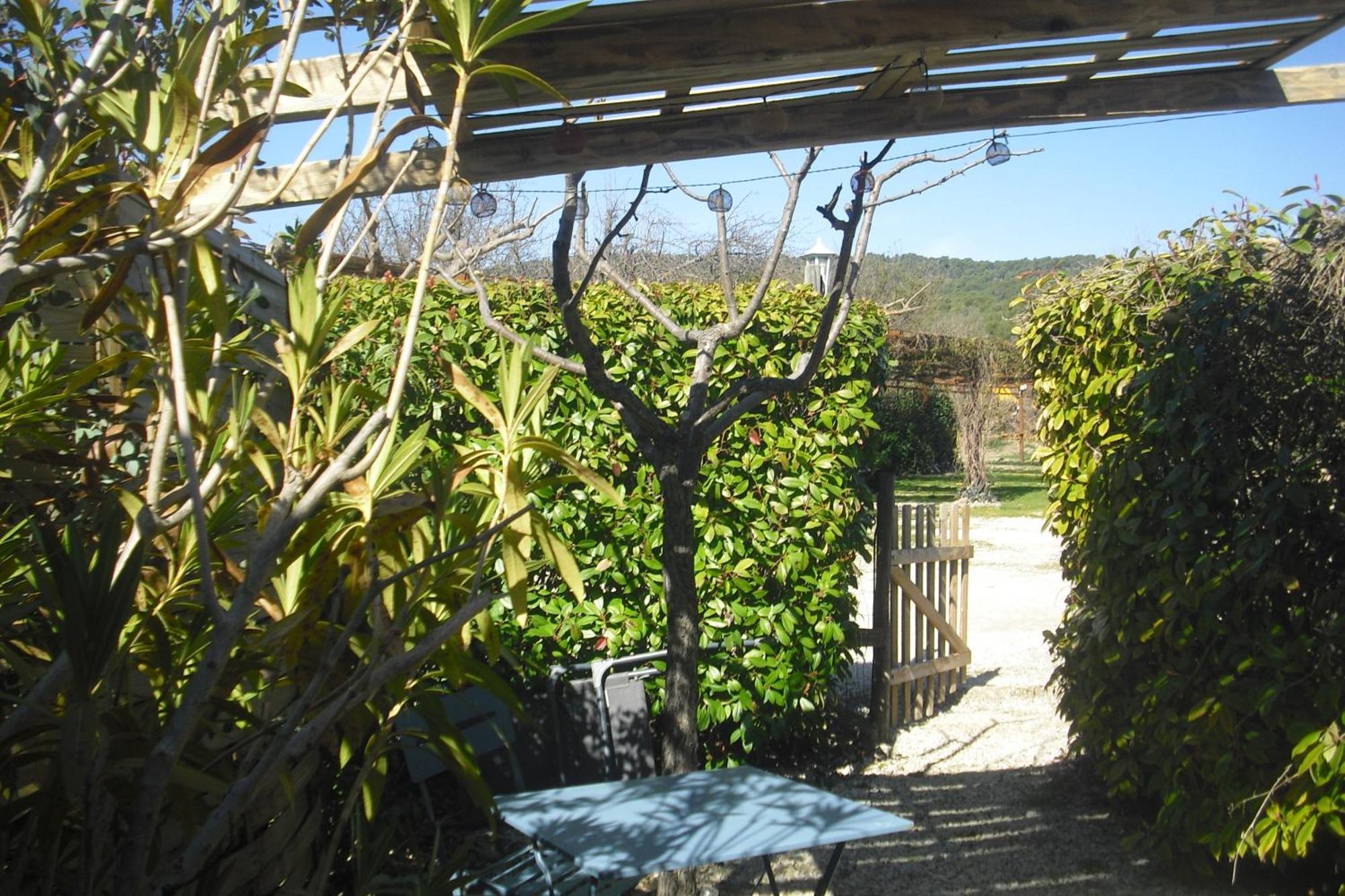 Lou Mas Li Pitchoun "Le Poirier" Villa Gordes Exterior photo